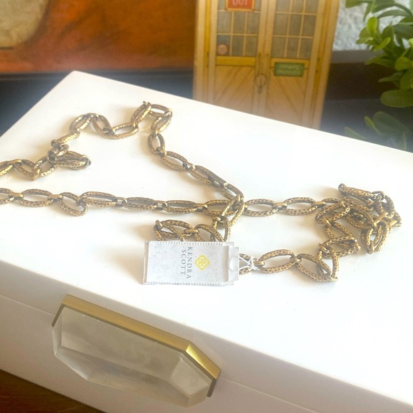 Kendra Scott Jewelry - Kendra Scott Chain Link Necklace NWT. Vintage Gold